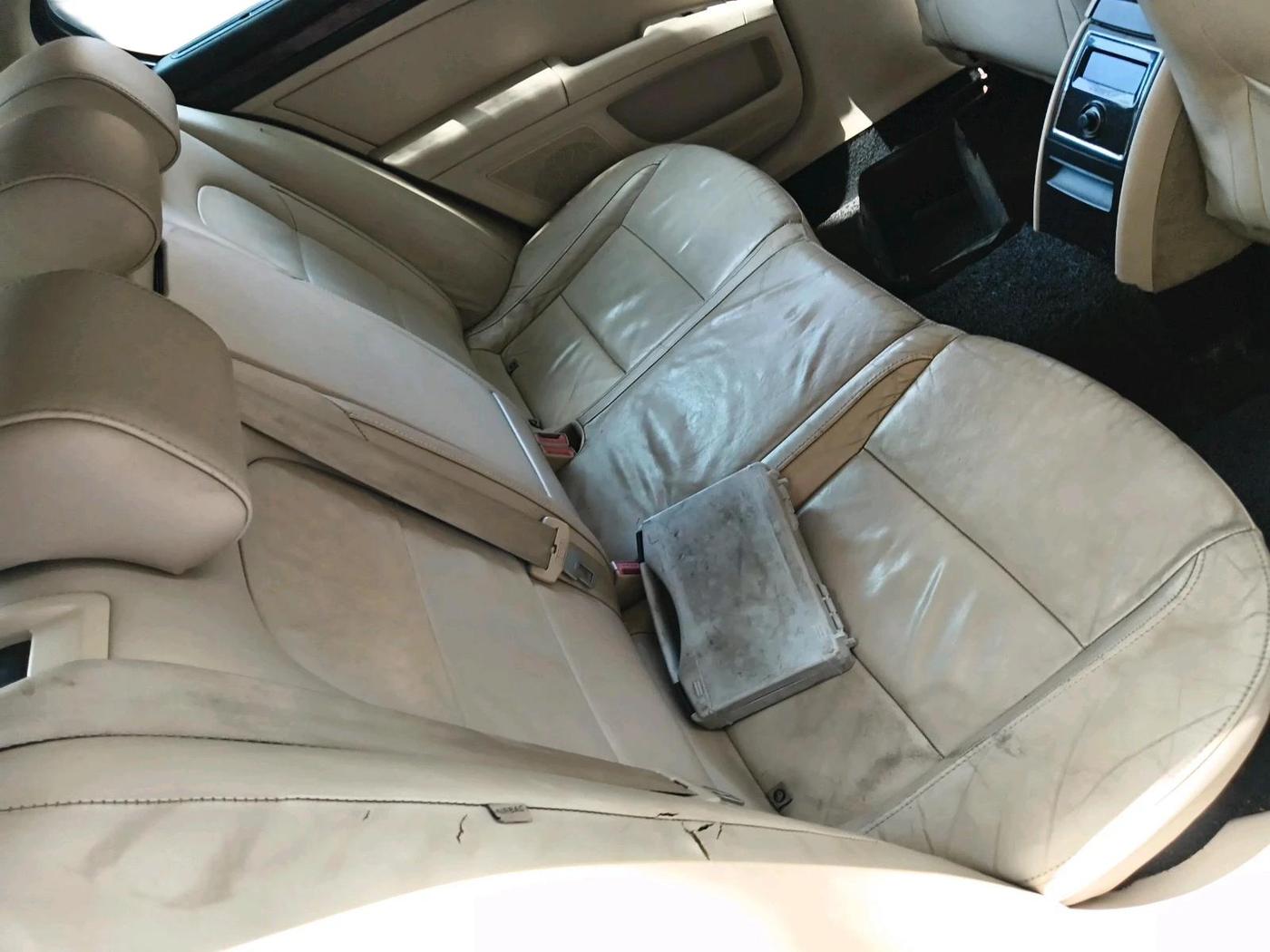 2014 Skoda Superb ELEGANCE 2.0 TDI CR AT, Diesel, Automatic, 1,23,012 km, interior