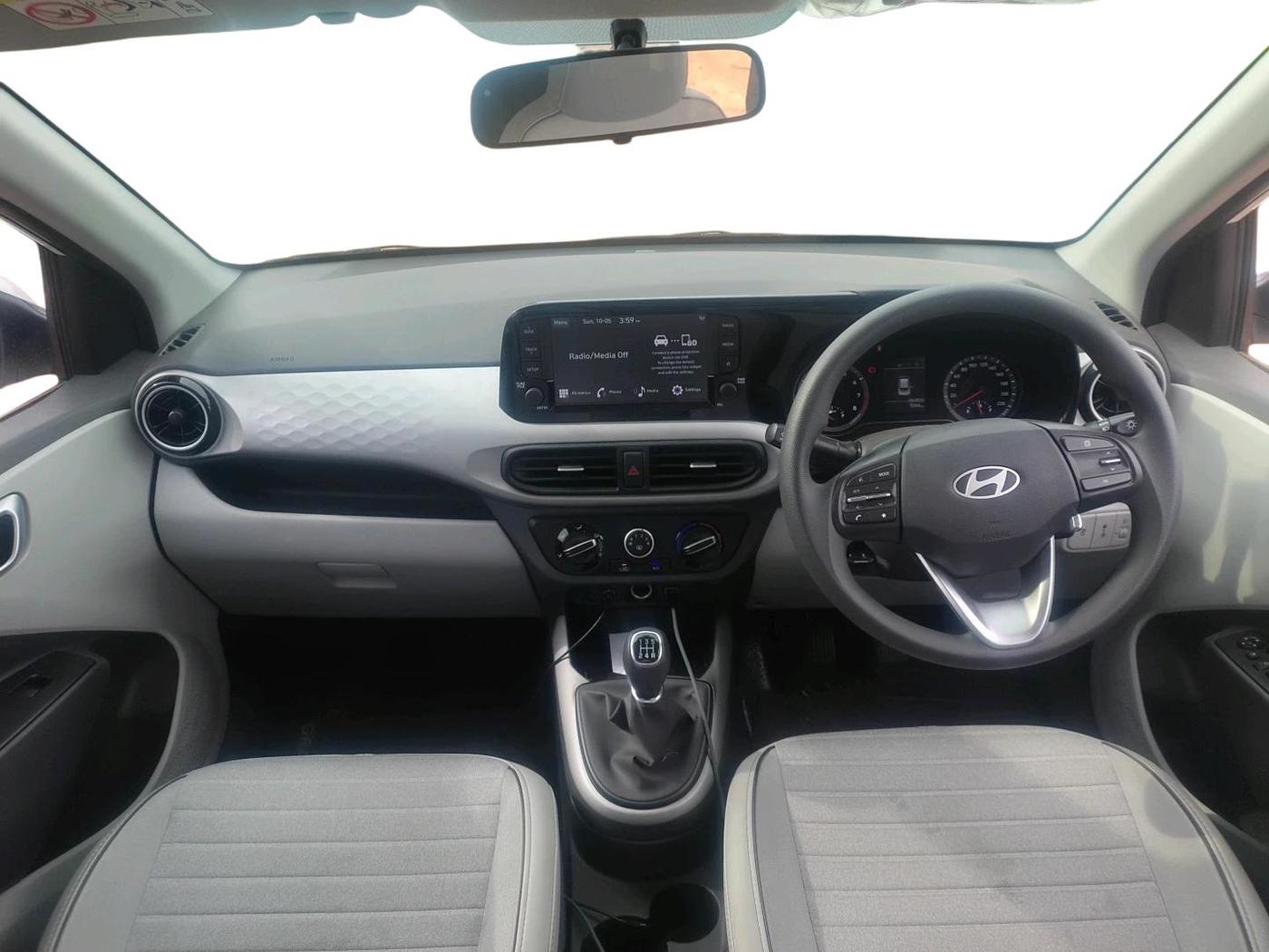 2025 Hyundai GRAND I10 NIOS Sportz 1.2 HY-CNG Duo, CNG, Manual, 7,084 km, interior