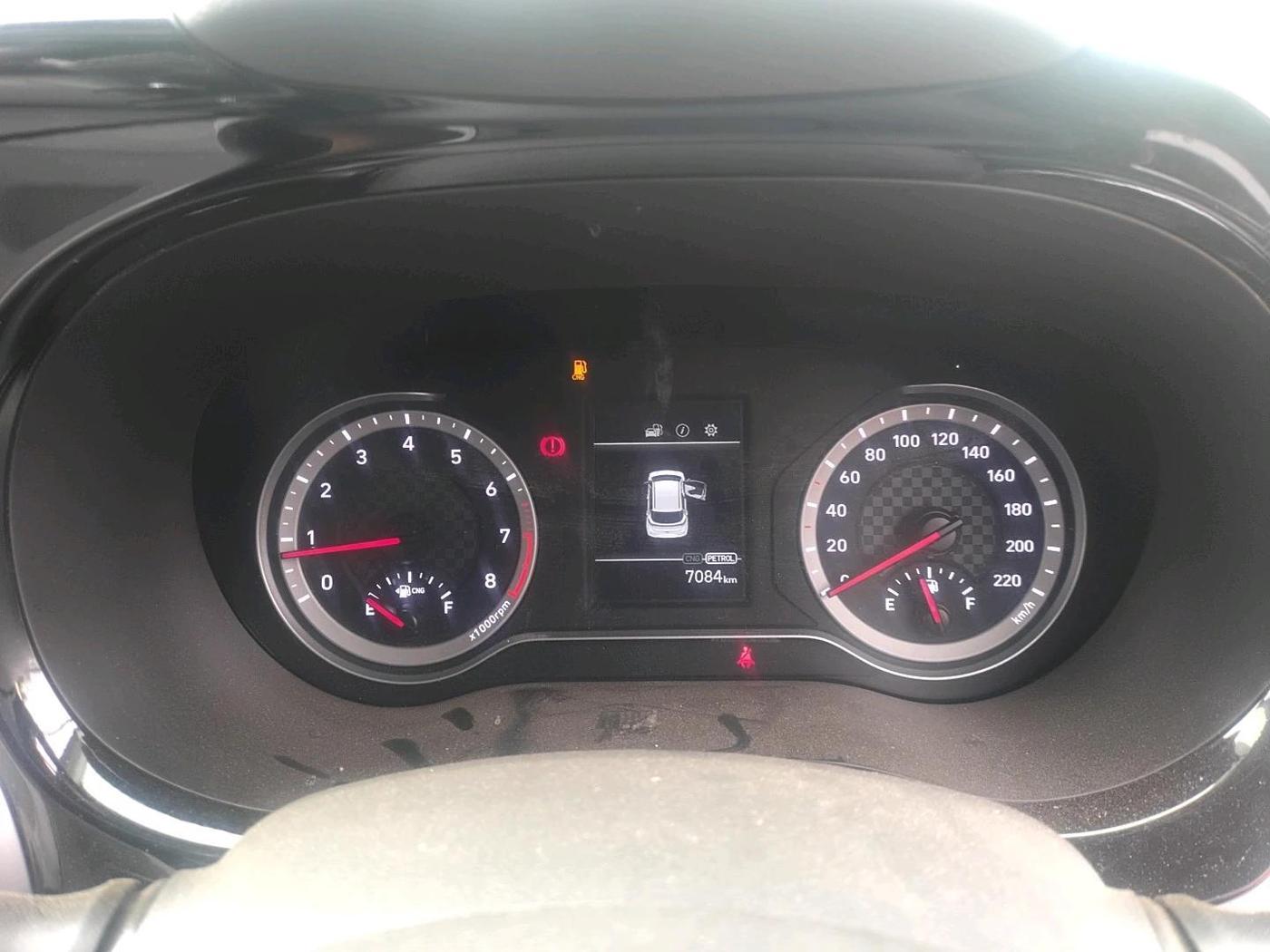 2025 Hyundai GRAND I10 NIOS Sportz 1.2 HY-CNG Duo, CNG, Manual, 7,084 km, interior