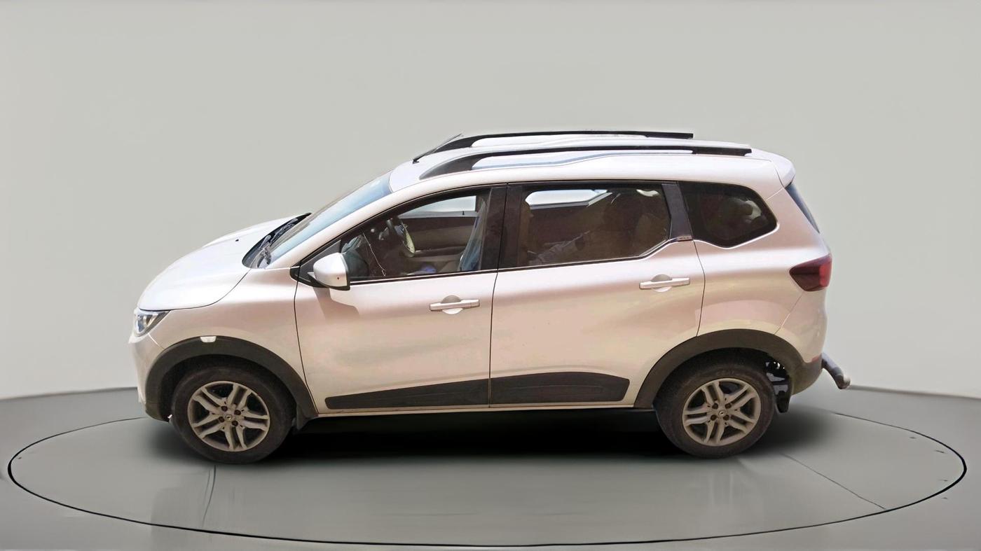 2019 Renault TRIBER RXZ, Petrol, Manual, 46,496 km, exterior