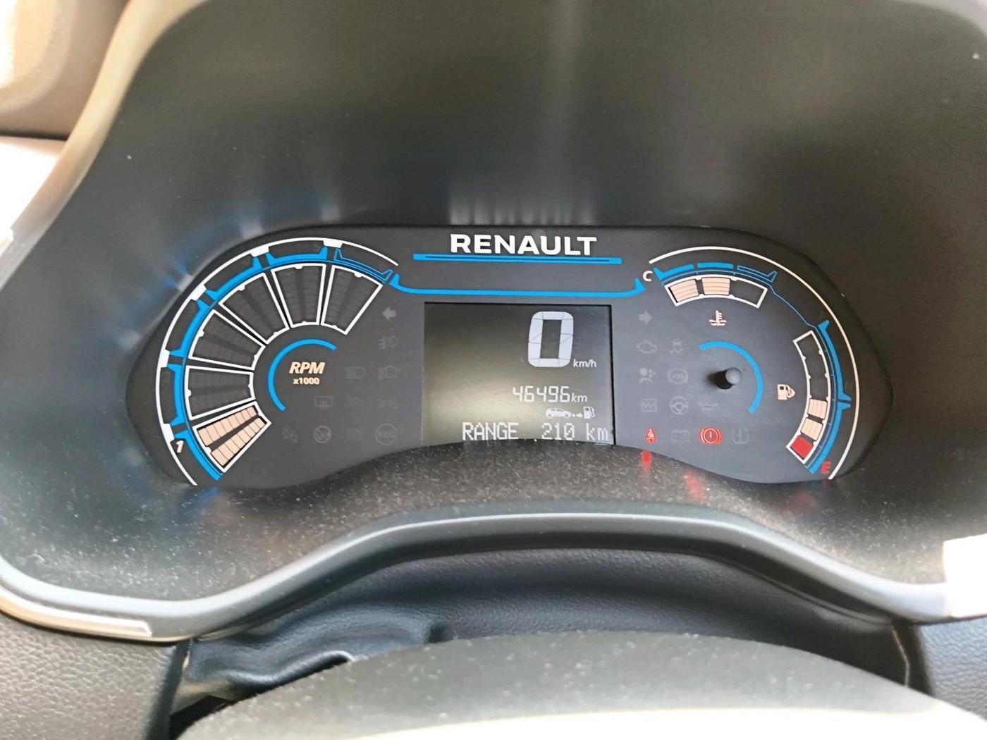 2019 Renault TRIBER RXZ, Petrol, Manual, 46,496 km, interior