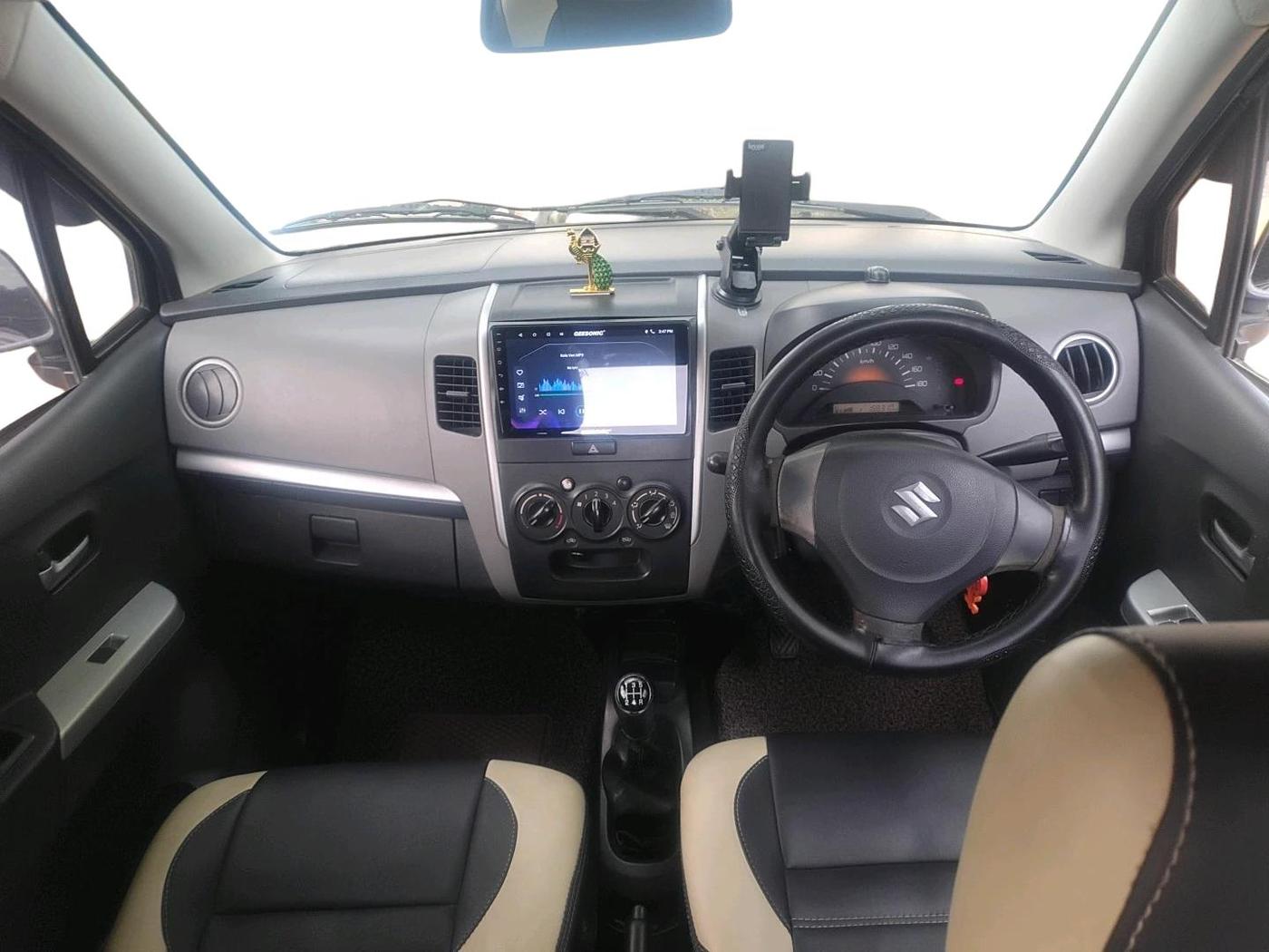 2012 Maruti Wagon R 1.0 LXI, Petrol, Manual, 1,68,310 km, interior