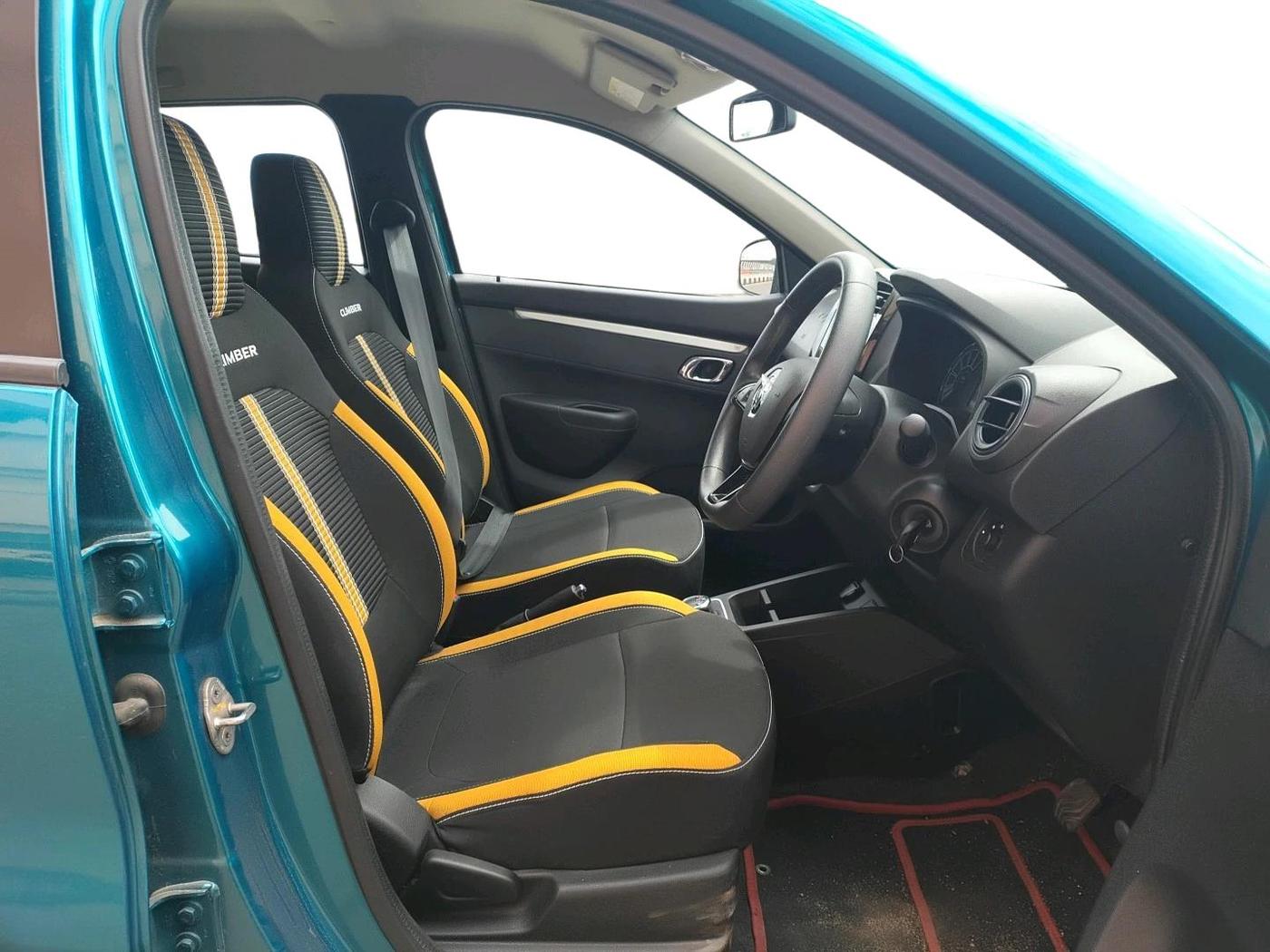 2024 Renault Kwid CLIMBER AMT 1.0, Petrol, Automatic, 4,693 km, interior