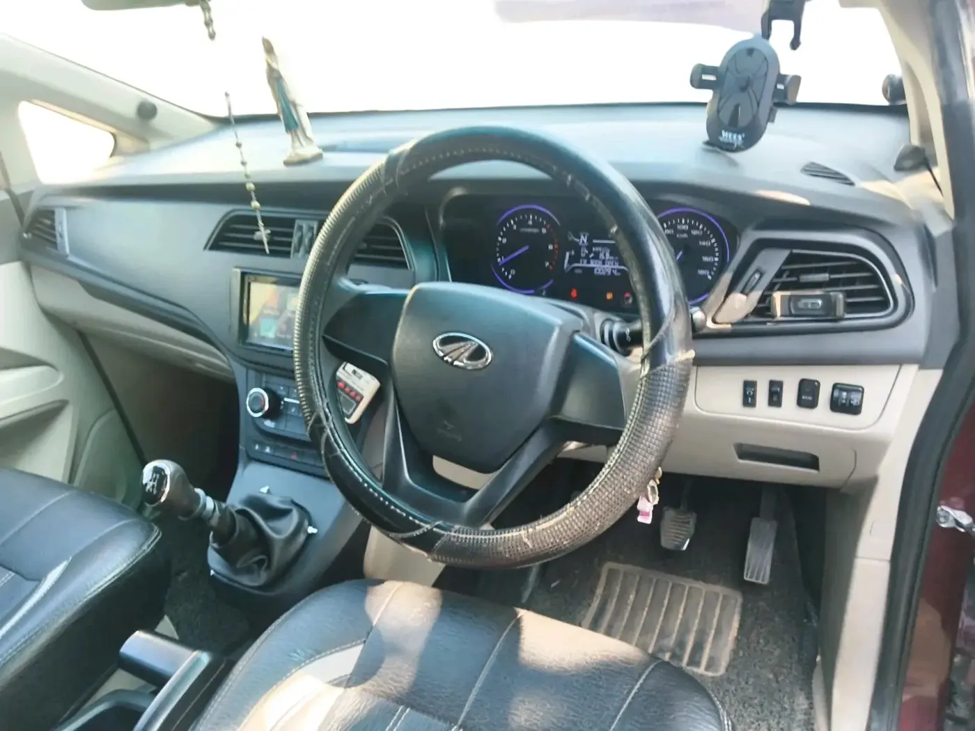 2019 Mahindra MARAZZO M2 8 STR, Diesel, Manual, 1,00,294 km, interior