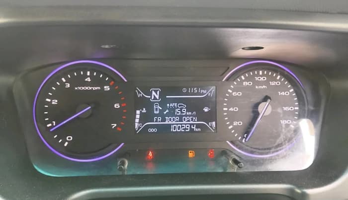2019 Mahindra MARAZZO M2 8 STR, Diesel, Manual, 1,00,294 km, interior