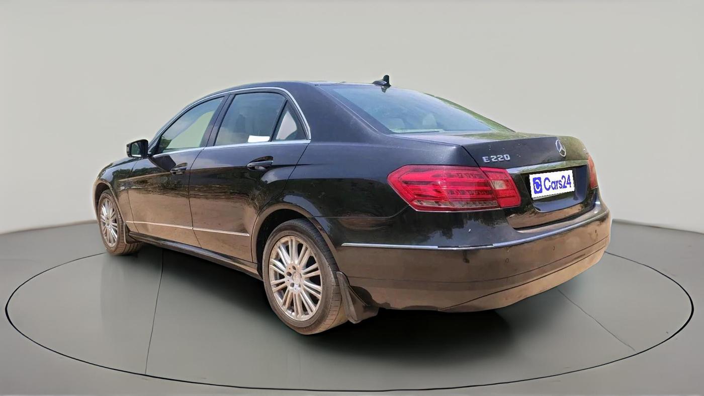 2011 Mercedes Benz E Class E 220 CDI ELEGANCE, Diesel, Automatic, 1,18,320 km, exterior