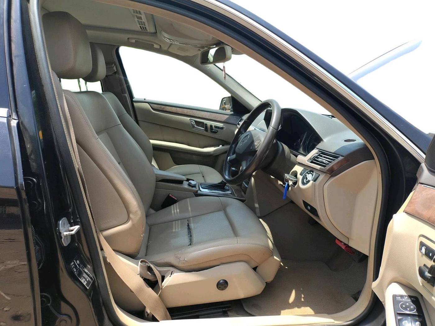 2011 Mercedes Benz E Class E 220 CDI ELEGANCE, Diesel, Automatic, 1,18,320 km, interior