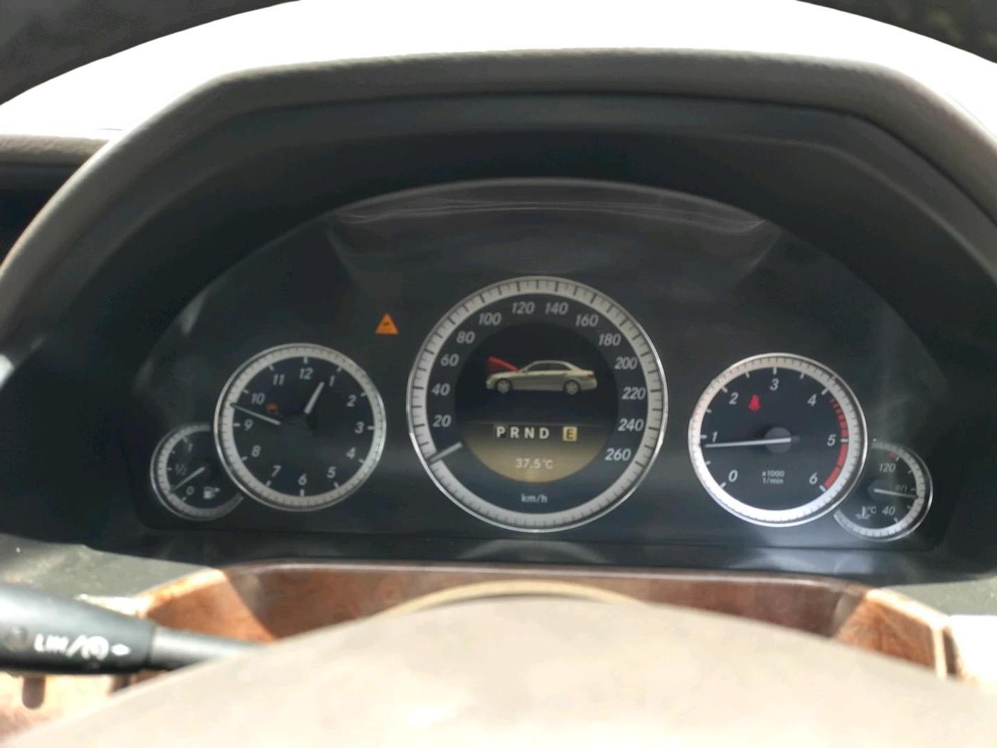 2011 Mercedes Benz E Class E 220 CDI ELEGANCE, Diesel, Automatic, 1,18,320 km, interior