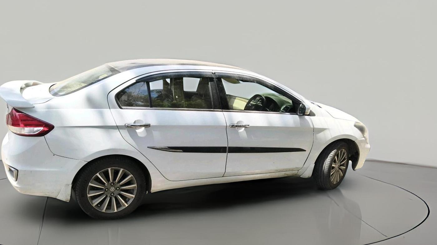2020 Maruti Ciaz ALPHA 1.5 SHVS PETROL, Petrol, Manual, 1,98,302 km, exterior