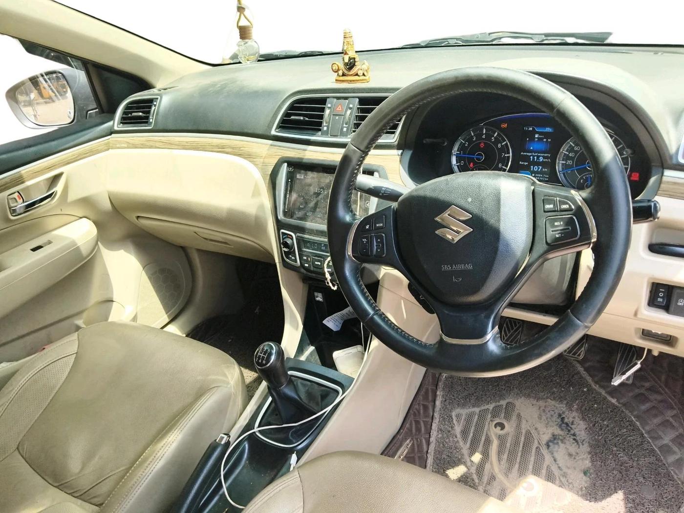 2020 Maruti Ciaz ALPHA 1.5 SHVS PETROL, Petrol, Manual, 1,98,302 km, interior