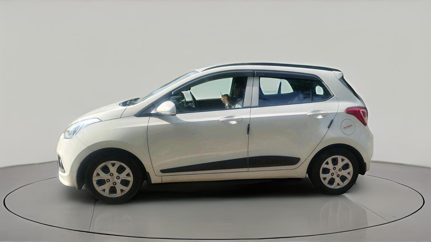 2015 Hyundai Grand i10 SPORTZ 1.2 KAPPA VTVT, Petrol, Manual, 49,788 km, exterior