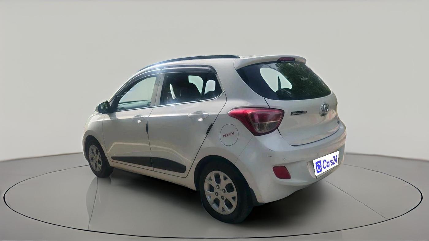 2015 Hyundai Grand i10 SPORTZ 1.2 KAPPA VTVT, Petrol, Manual, 49,788 km, exterior