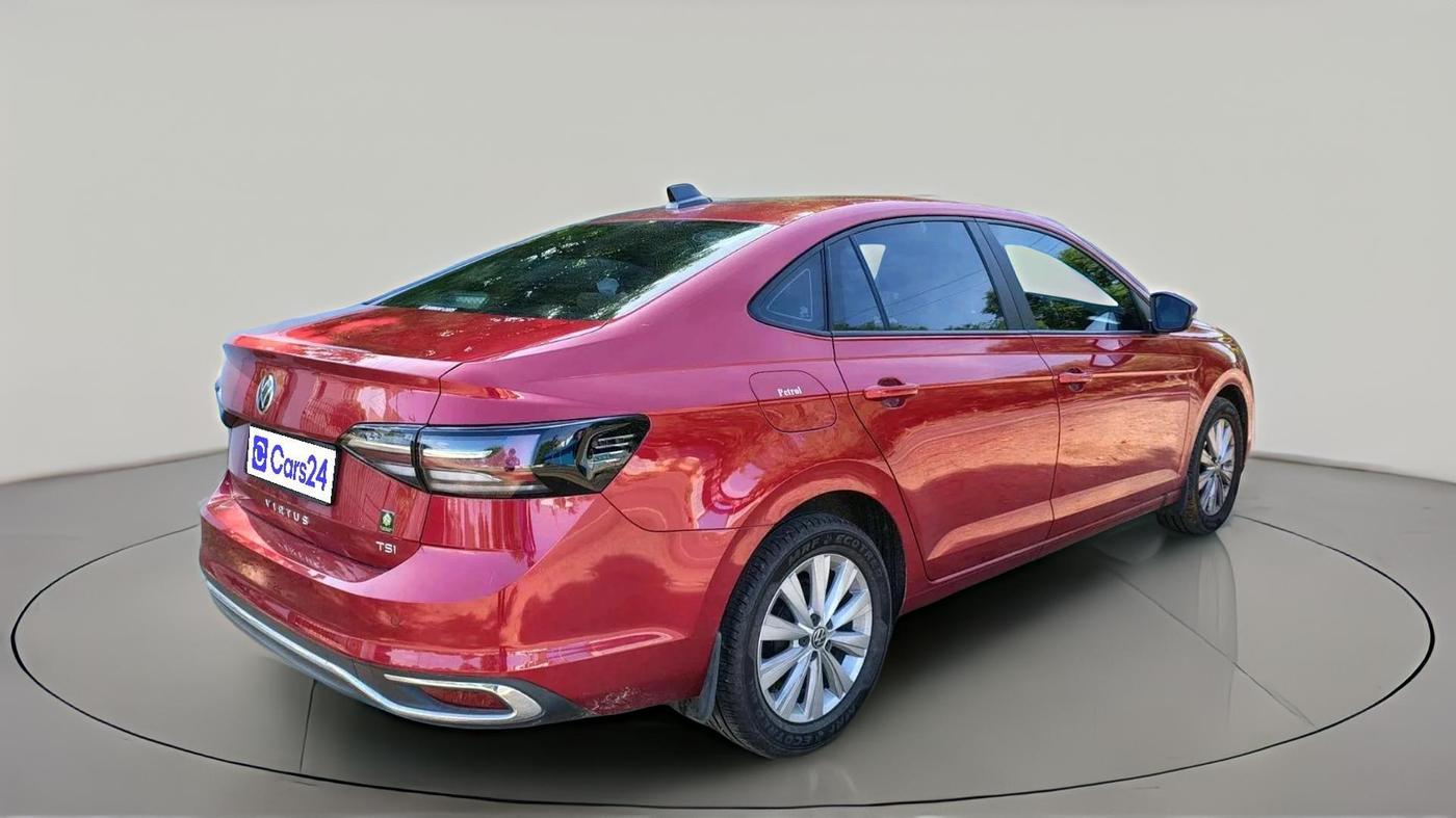 2025 Volkswagen VIRTUS HIGHLINE TSI 1.0 MT, Petrol, Manual, 6,930 km, exterior