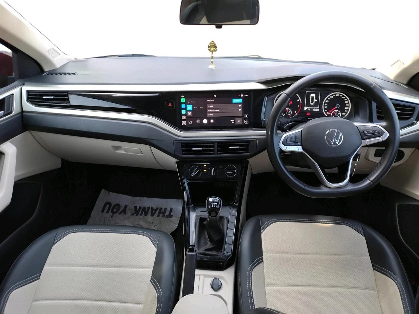 2025 Volkswagen VIRTUS HIGHLINE TSI 1.0 MT, Petrol, Manual, 6,930 km, interior
