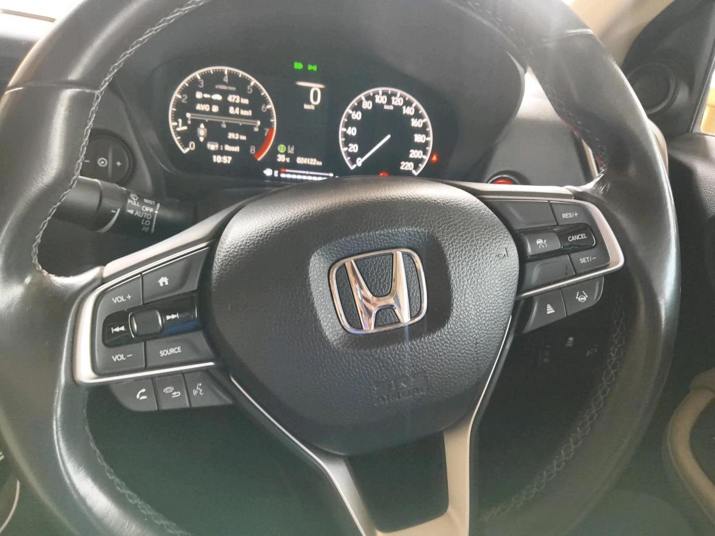 2024 Honda City 1.5L I-VTEC ZX, Petrol, Manual, 24,122 km, interior