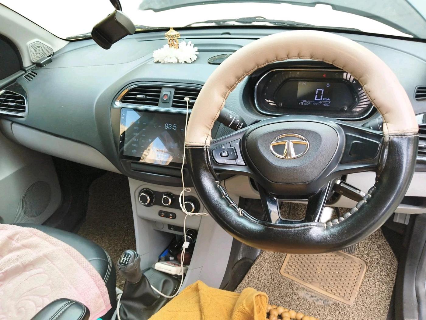 2023 Tata Tiago XT PETROL, Petrol, Manual, 49,800 km, interior