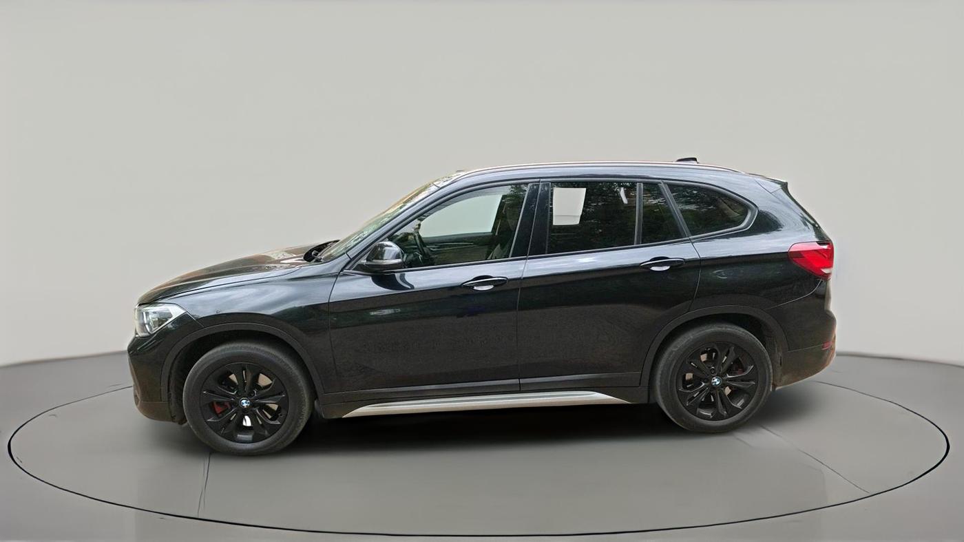 2022 BMW X1 sDrive 20d x Line, Diesel, Automatic, 55,890 km, exterior