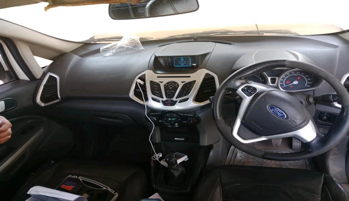 2013 Ford Ecosport TITANIUM 1.5L DIESEL, Diesel, Manual, 1,24,978 km, interior