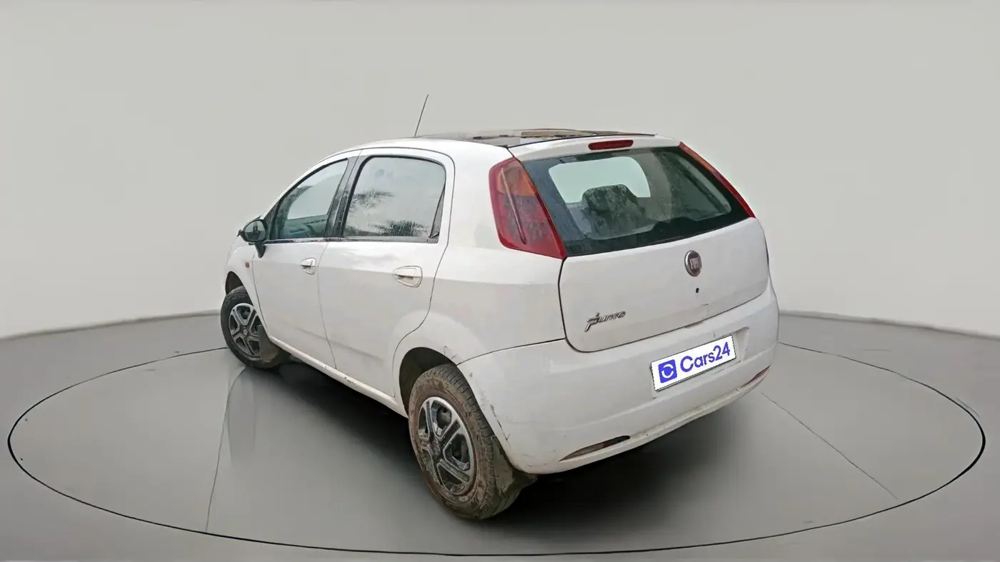 2010 Fiat Grand Punto ACTIVE 1.3, Diesel, Manual, 2,09,080 km, exterior