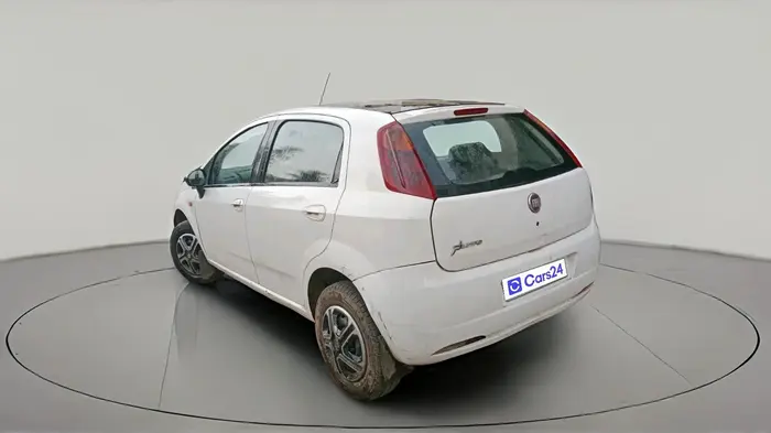 2010 Fiat Grand Punto ACTIVE 1.3, Diesel, Manual, 2,09,080 km, exterior