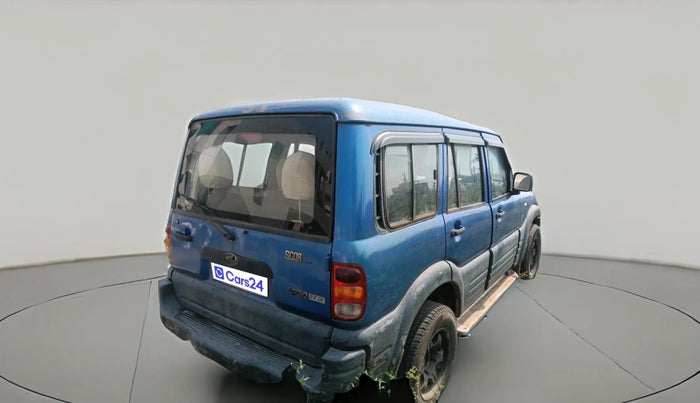 2003 Mahindra Scorpio 2.6 CRDE, Diesel, Manual, 1,45,000 km, exterior