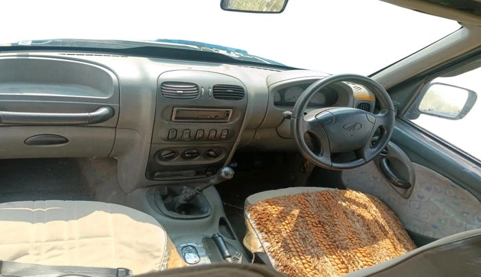 2003 Mahindra Scorpio 2.6 CRDE, Diesel, Manual, 1,45,000 km, interior