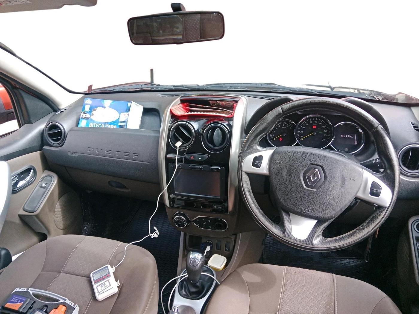 2017 Renault Duster 110 PS RXZ 4X2 AMT DIESEL, Diesel, Automatic, 1,55,774 km, interior