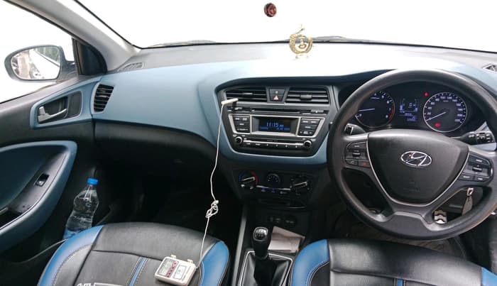 2016 Hyundai i20 Active 1.2 S, Petrol, Manual, 32,858 km, interior