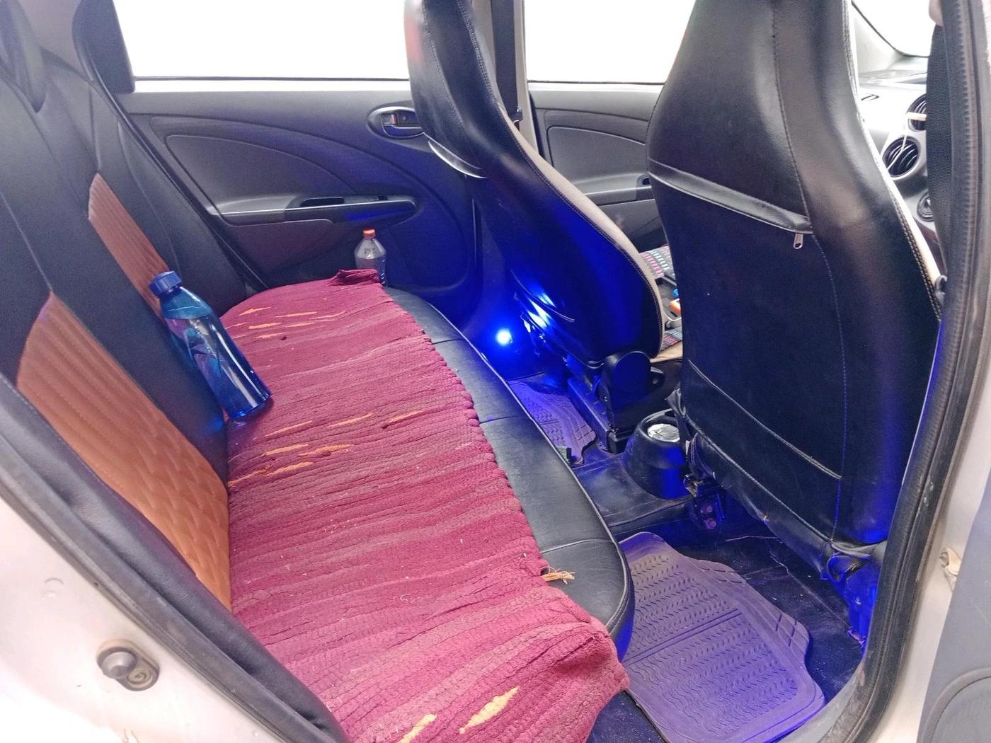 2013 Toyota Etios G, Petrol, Manual, 1,09,226 km, interior