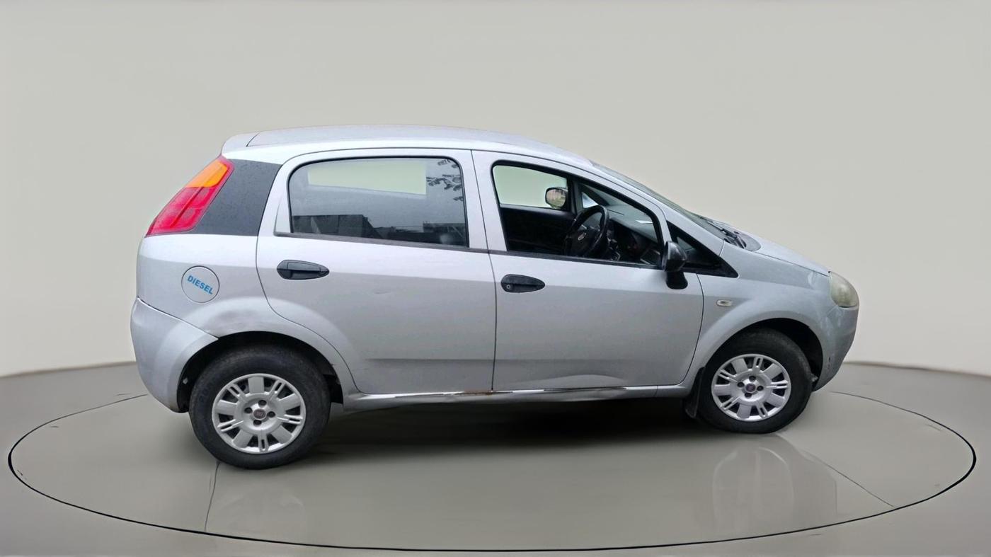 2012 Fiat Grand Punto Active Multijet 1.3, Diesel, Manual, 1,89,875 km, exterior