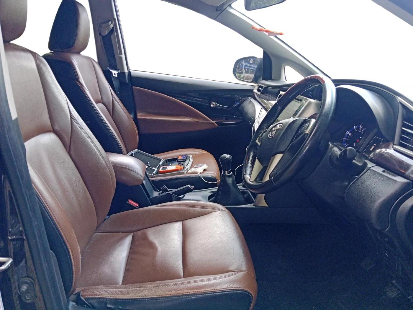 2018 Toyota Innova Crysta 2.4 VX 7 STR, Diesel, Manual, 1,50,967 km, interior