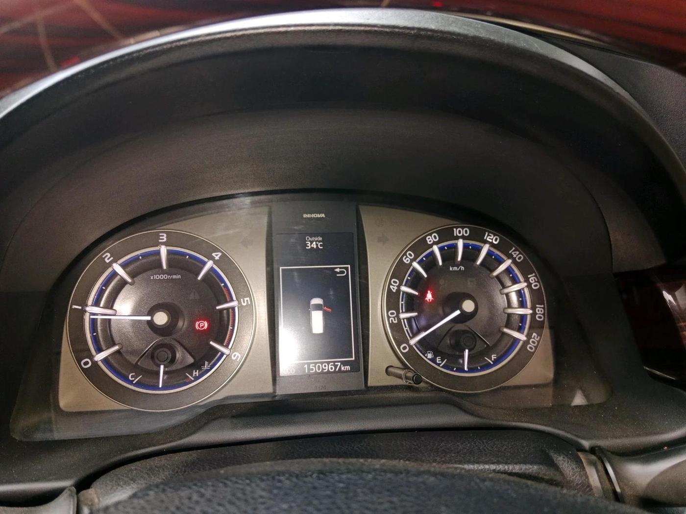 2018 Toyota Innova Crysta 2.4 VX 7 STR, Diesel, Manual, 1,50,967 km, interior