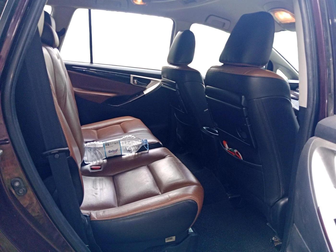 2018 Toyota Innova Crysta 2.4 VX 7 STR, Diesel, Manual, 1,50,967 km, interior