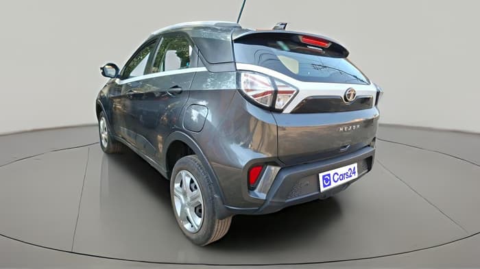 2022 Tata NEXON XM PLUS SUNROOF PETROL, Petrol, Manual, 77,491 km, exterior