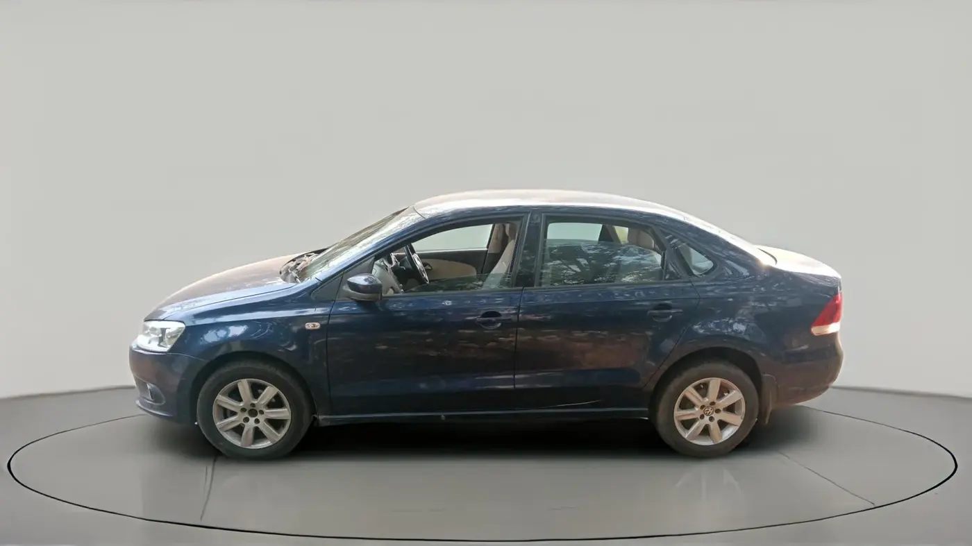 2012 Volkswagen Vento HIGHLINE DIESEL 1.6, Diesel, Manual, 1,12,372 km, exterior