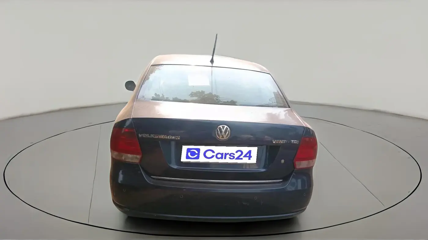2012 Volkswagen Vento HIGHLINE DIESEL 1.6, Diesel, Manual, 1,12,372 km, exterior
