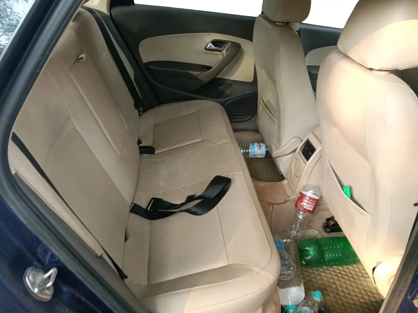 2012 Volkswagen Vento HIGHLINE DIESEL 1.6, Diesel, Manual, 1,12,372 km, interior