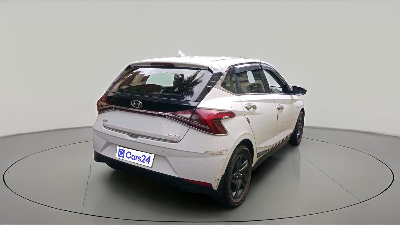 2021 Hyundai NEW I20 SPORTZ 1.2 AT, Petrol, Automatic, 53,690 km, exterior