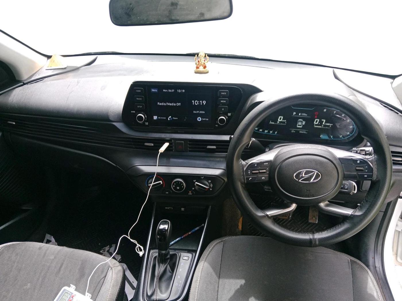 2021 Hyundai NEW I20 SPORTZ 1.2 AT, Petrol, Automatic, 53,690 km, interior