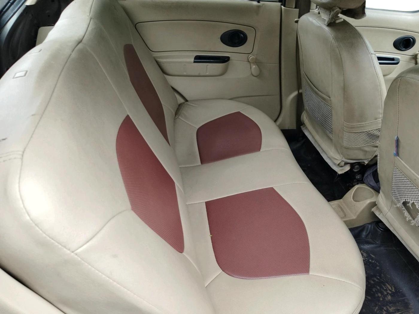 2011 Chevrolet Spark E 1.0, Petrol, Manual, 1,07,295 km, interior