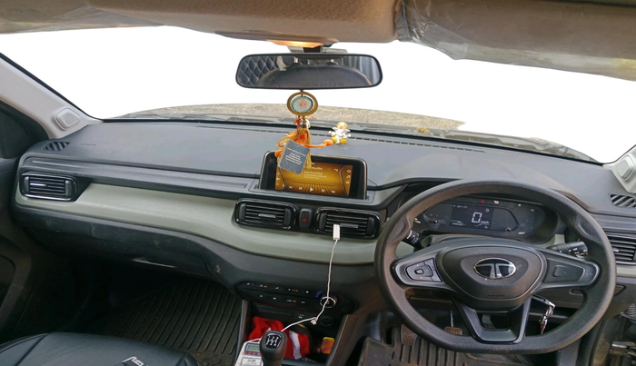 2024 Tata PUNCH ADVENTURE MT CNG , CNG, Manual, 47,500 km, interior