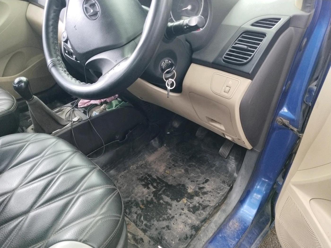 2013 Hyundai Eon ERA +, Petrol, Manual, 71,719 km, interior