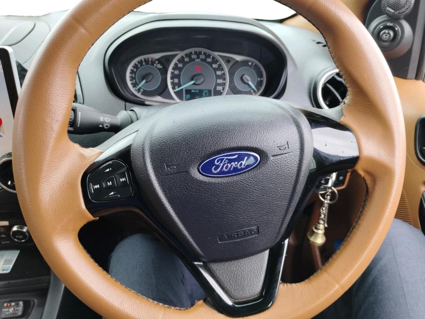 2017 Ford Figo Aspire TITANIUM 1.5 PETROL AT, CNG, Automatic, 70,139 km, interior