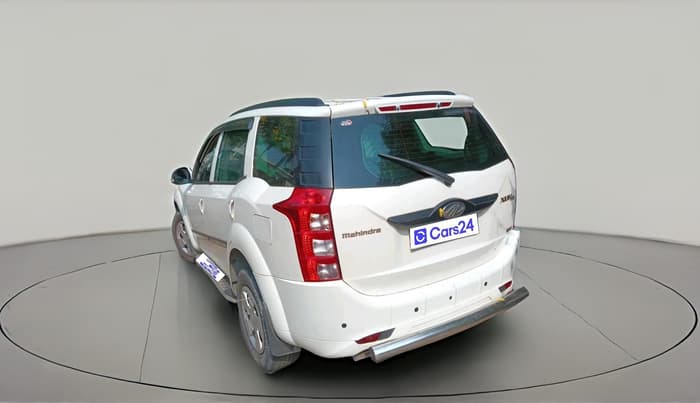 2016 Mahindra XUV500 W4, Diesel, Manual, 1,09,956 km, exterior