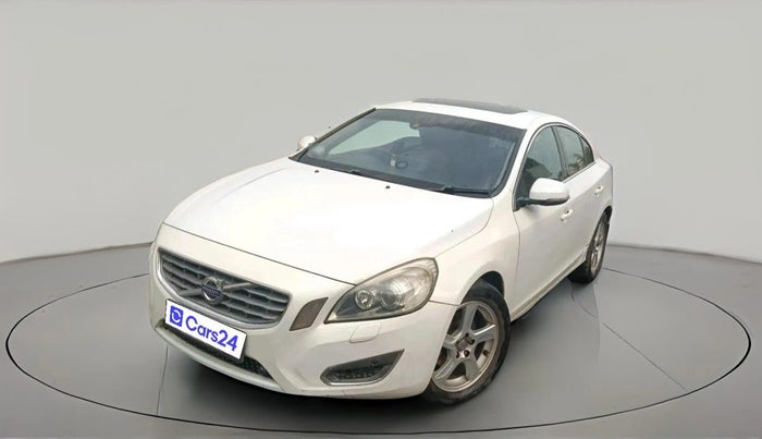 2013 Volvo S60 SUMMUM D4, Diesel, Automatic, 1,30,533 km, exterior