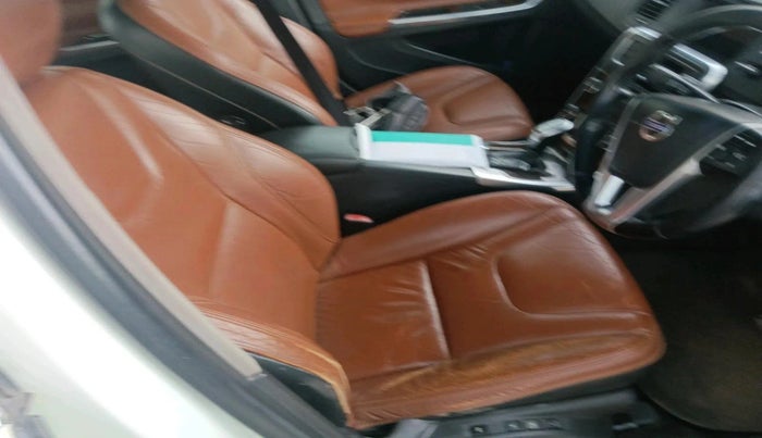 2013 Volvo S60 SUMMUM D4, Diesel, Automatic, 1,30,533 km, interior