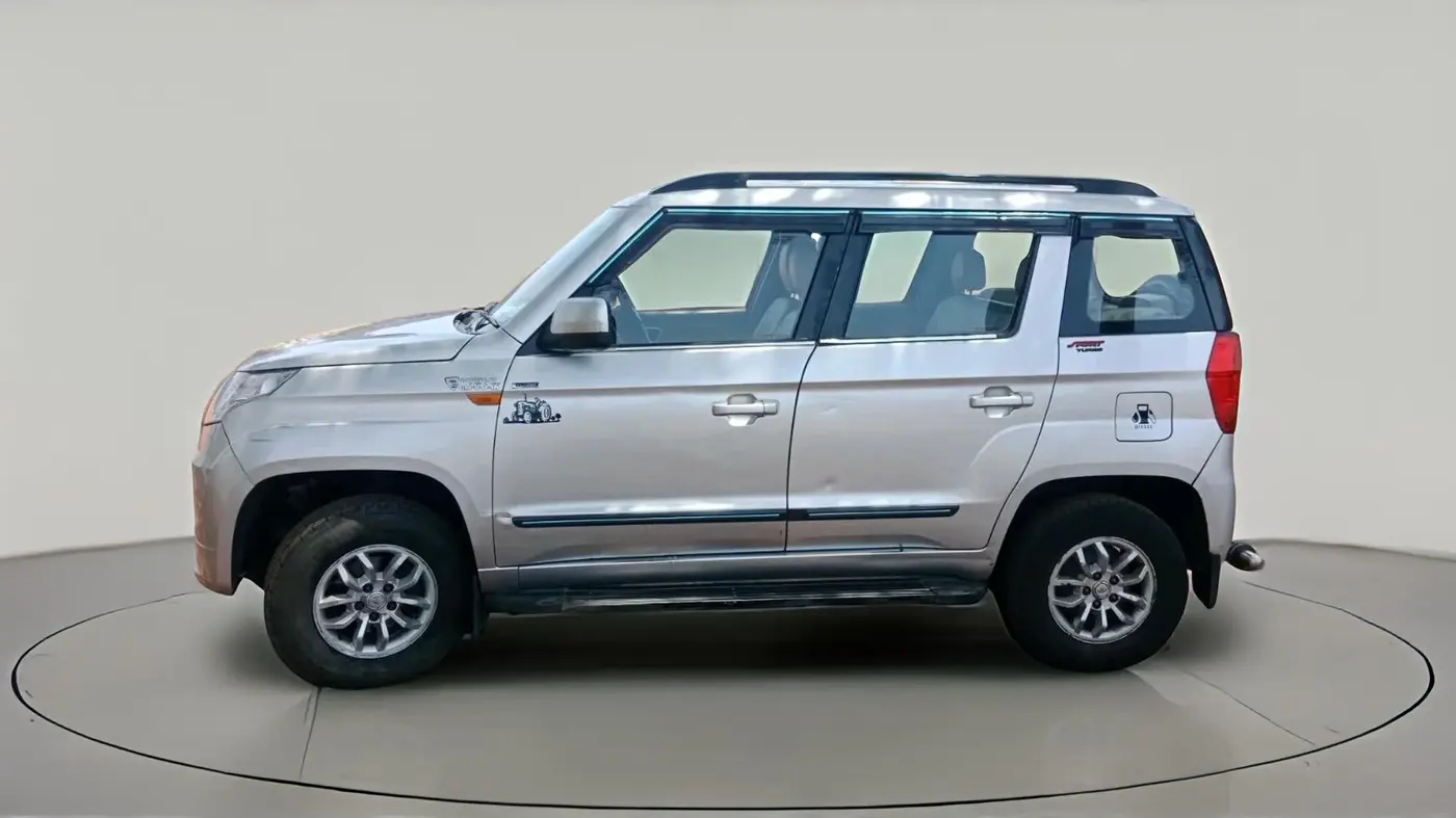 2015 Mahindra TUV300 T8, Diesel, Manual, 1,85,146 km, exterior