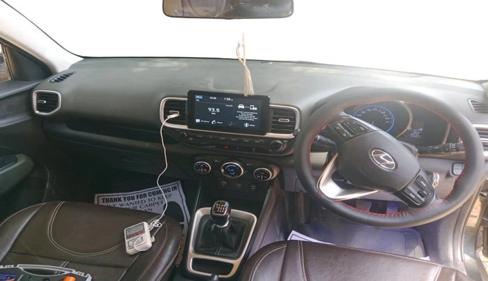 2020 Hyundai VENUE SX 1.5 CRDI, Diesel, Manual, 52,891 km, interior