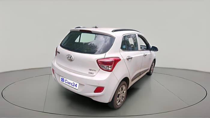 2016 Hyundai Grand i10 SPORTZ 1.2 KAPPA VTVT, Petrol, Manual, 76,927 km, exterior