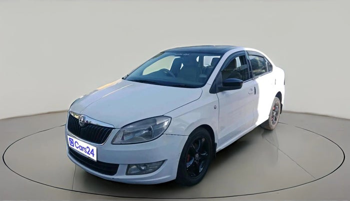 2013 Skoda Rapid ELEGANCE 1.6 TDI CR MT, Diesel, Manual, 1,20,098 km, exterior